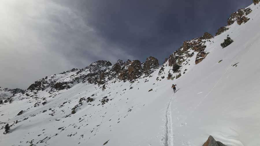 Cresta Aresta Nord Est al Pic Alt de Cubil Circ de Pessons Grau Roig Encamp Andorra