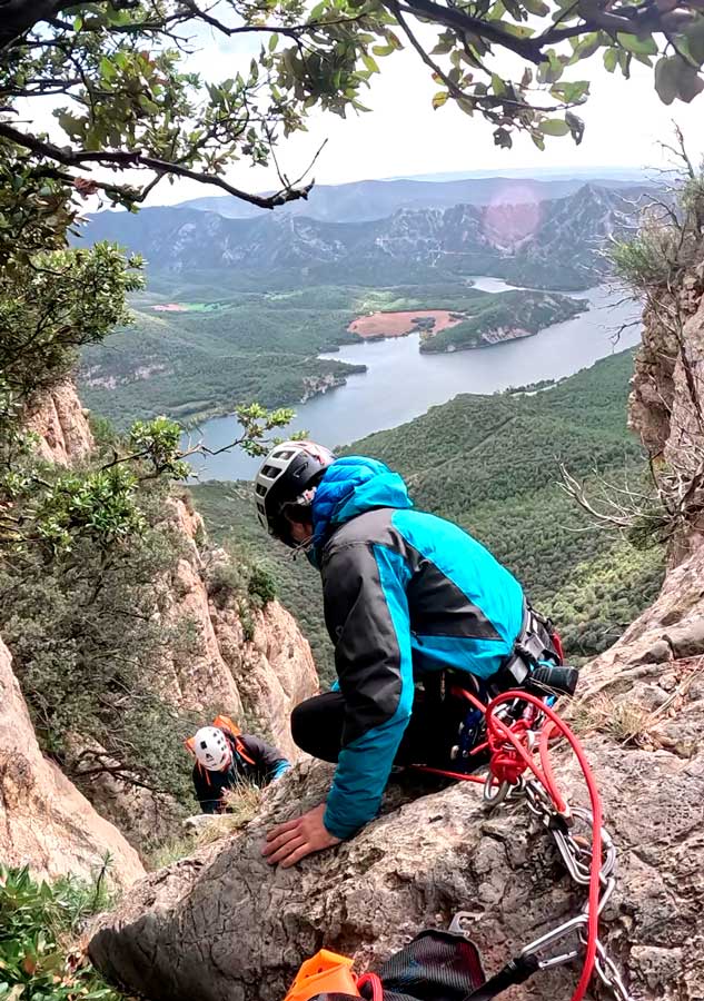 descens del barranc del Boter Coll de Nargó Peramola Oliana Alt Urgell Lleida Catalunya
