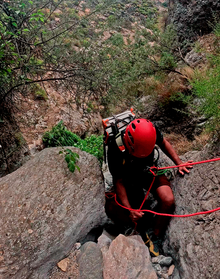 descenso barranco de las Revueltillas Monachil Granada Andalucía Espanya