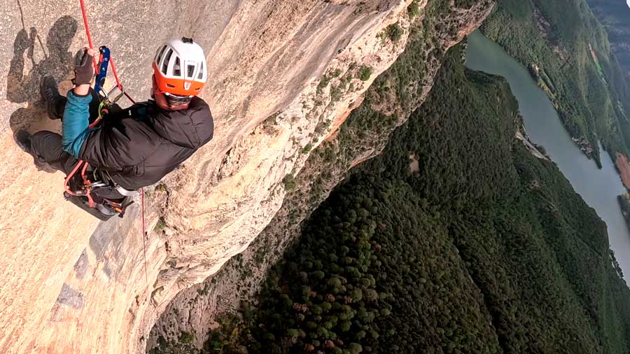 descens del barranc del Boter Coll de Nargó Peramola Oliana Alt Urgell Lleida Catalunya