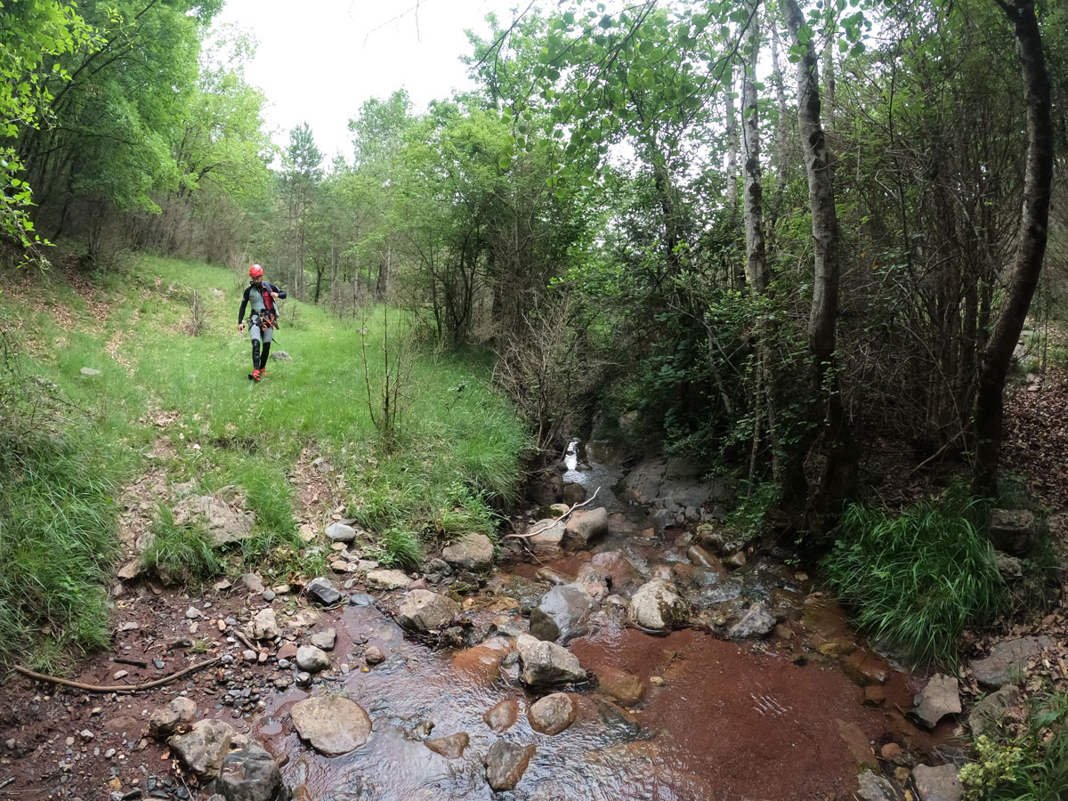 descens del barranc o torrent de Pardinella Guardiola de Berguedà Barcelona Catalunya