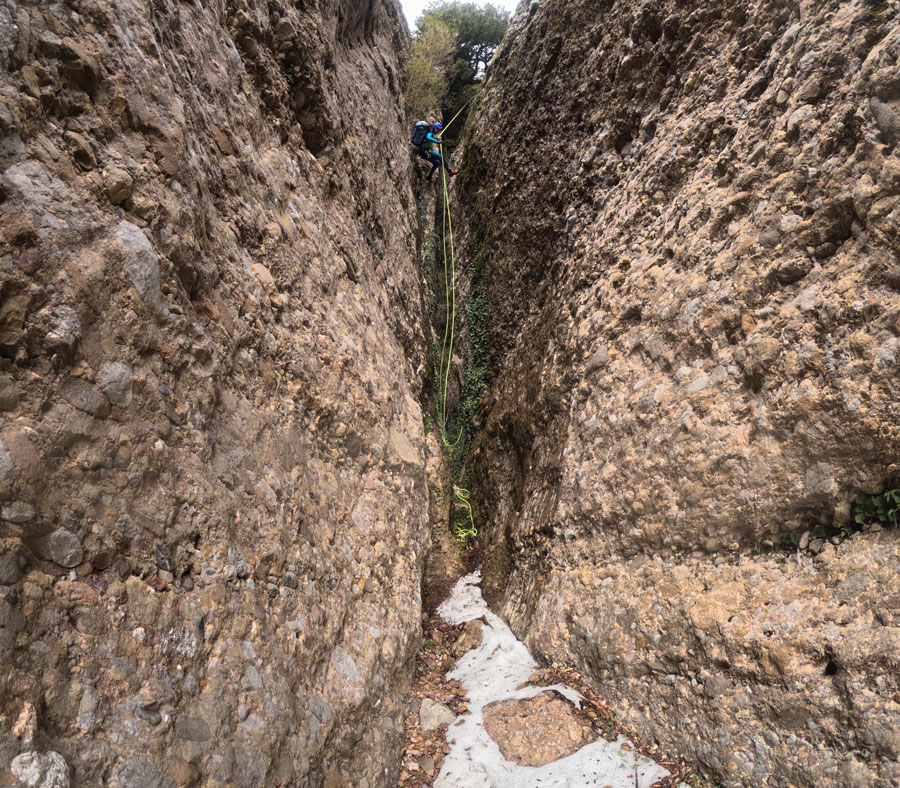 descens torrent Comallonga Comellongues Guixers Gósol Solsonès Bergueda Lleida Barcelona Catalunya