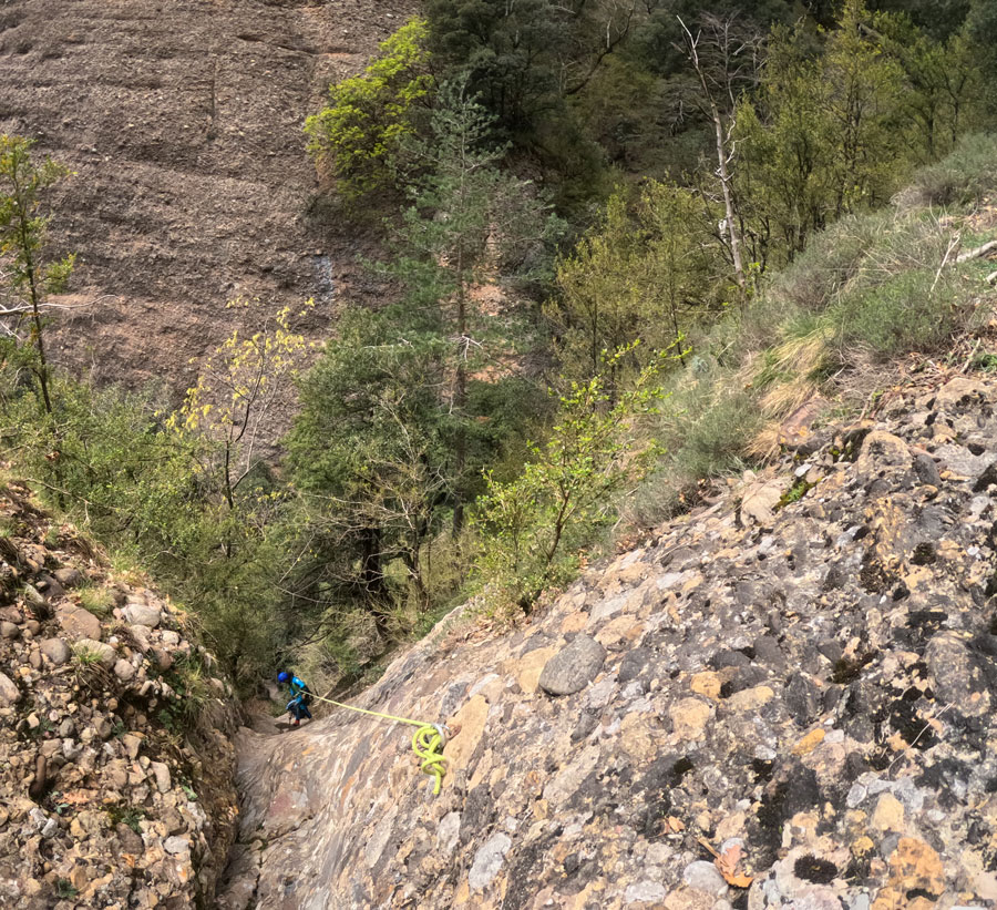 descens torrent Comallonga Comellongues Guixers Gósol Solsonès Bergueda Lleida Barcelona Catalunya