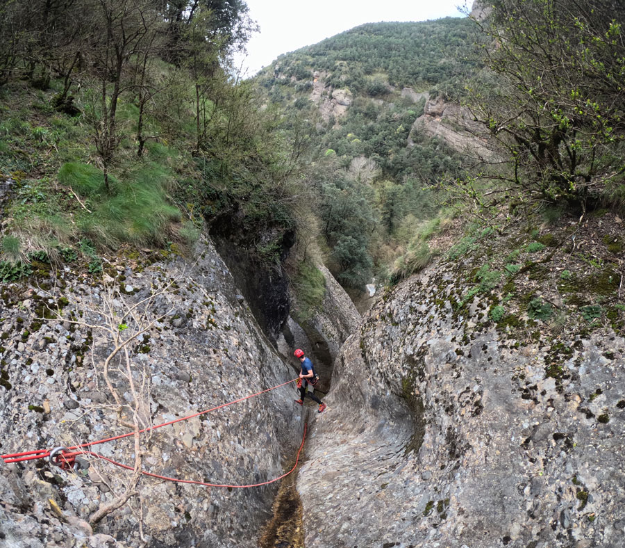 torrent rasa llises lluria llitzes cal pelegri guixers gosol solsones bergueda lleida barcelona catalunya