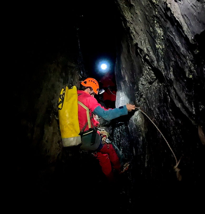 entrada riu subterrani vic de sos riviere souterraine vicdessos arieja ariege França