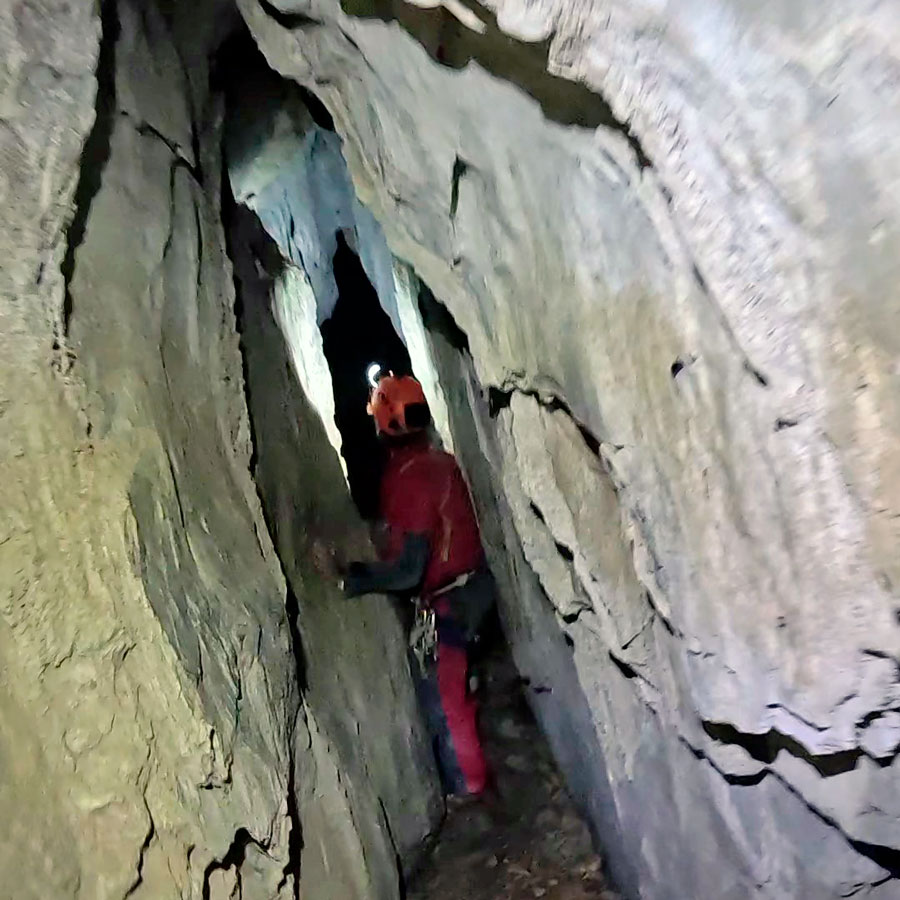 entrada riu subterrani vic de sos riviere souterraine vicdessos arieja ariege França